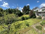 Zweifamilienhaus in Toplage - Blick vom Balkon in Richtung W