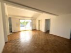 Dreizimmer Dachterrassenwohnung in historischer Umgebung - Wohnzimmer mit Dachterrasse