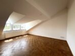 Dreizimmer Dachterrassenwohnung in historischer Umgebung - Schlafzimmer