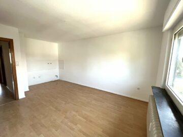 Zwei-Zimmer-Wohnung mit Aussicht / Hanau Rosenau, 63452 Hanau, Dachgeschosswohnung