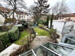 Bezugsfertiges, modernes Stadthaus in bester Lage - Bick aus dem Bürofenster in den Garten