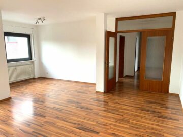Zentral gelegene drei-Zimmer-Wohnung mit Mehrwert, 63450 Hanau, Etagenwohnung